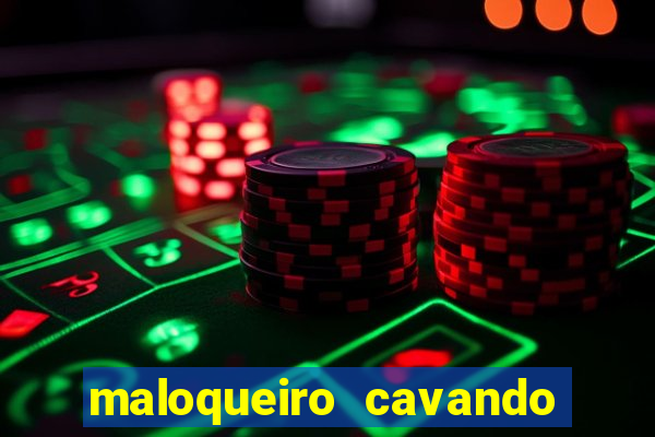 maloqueiro cavando cova censurado