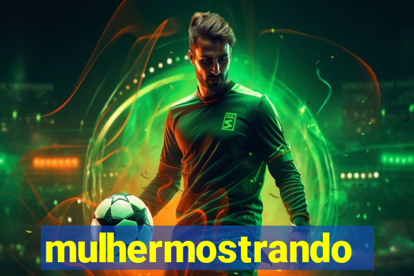 mulhermostrandoopeito