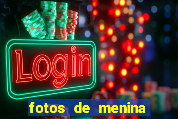 fotos de menina fake cacheada